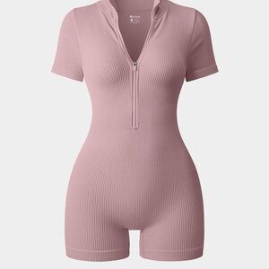 OQQ Ribbed Short Sleeve Zip Front Romper Medium